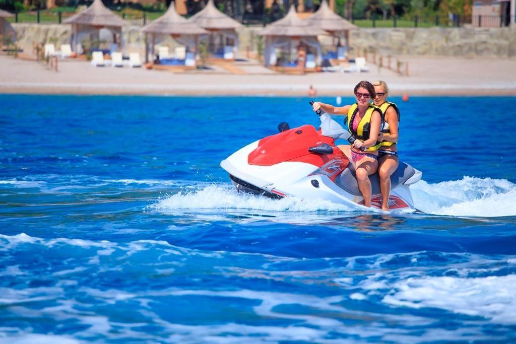 Pirate'S Beach Club Текирова Екстериор снимка